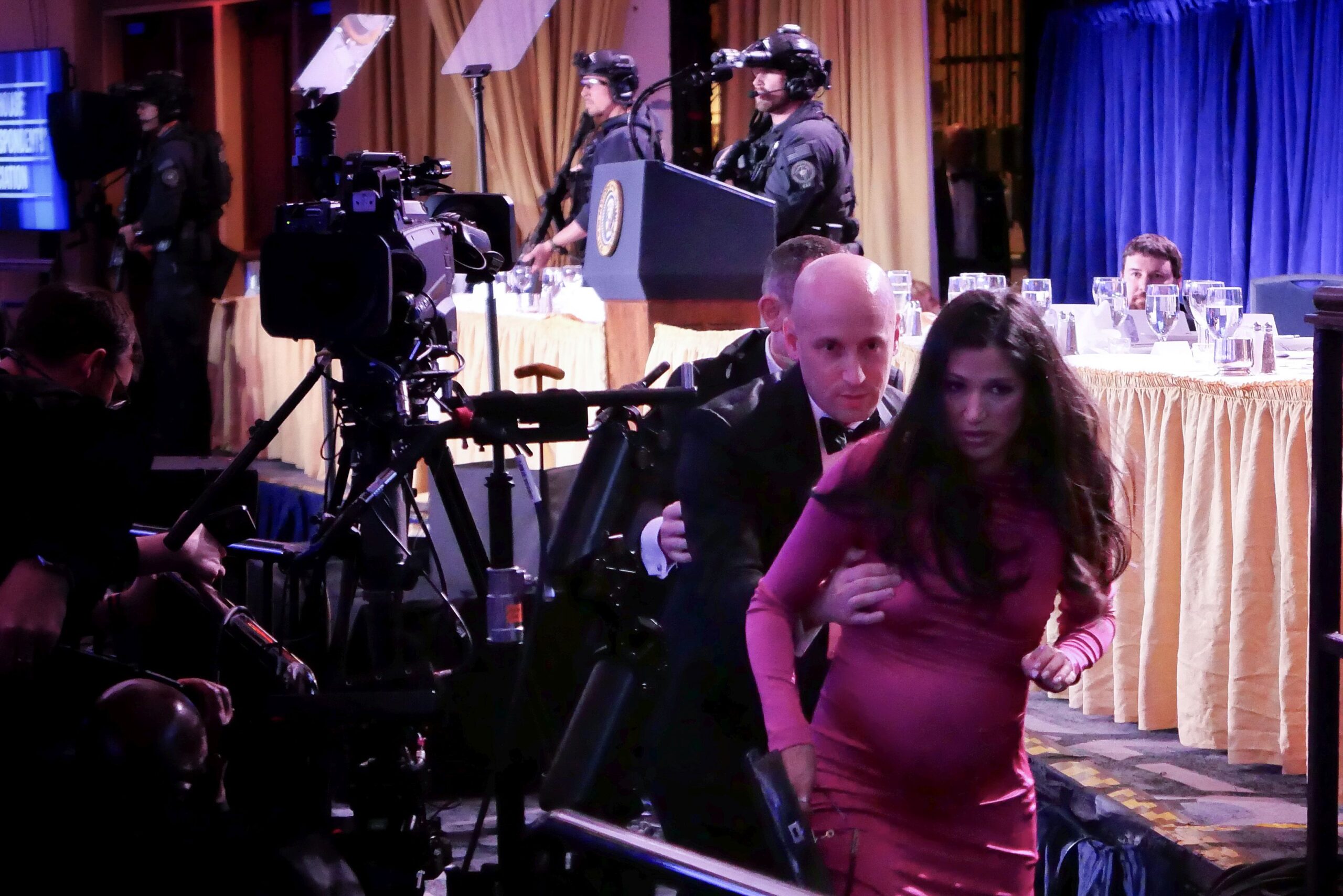 Ο σύμβουλος του Τραμπ Στίβεν Μίλερ και η έγκυος σύζυγός του