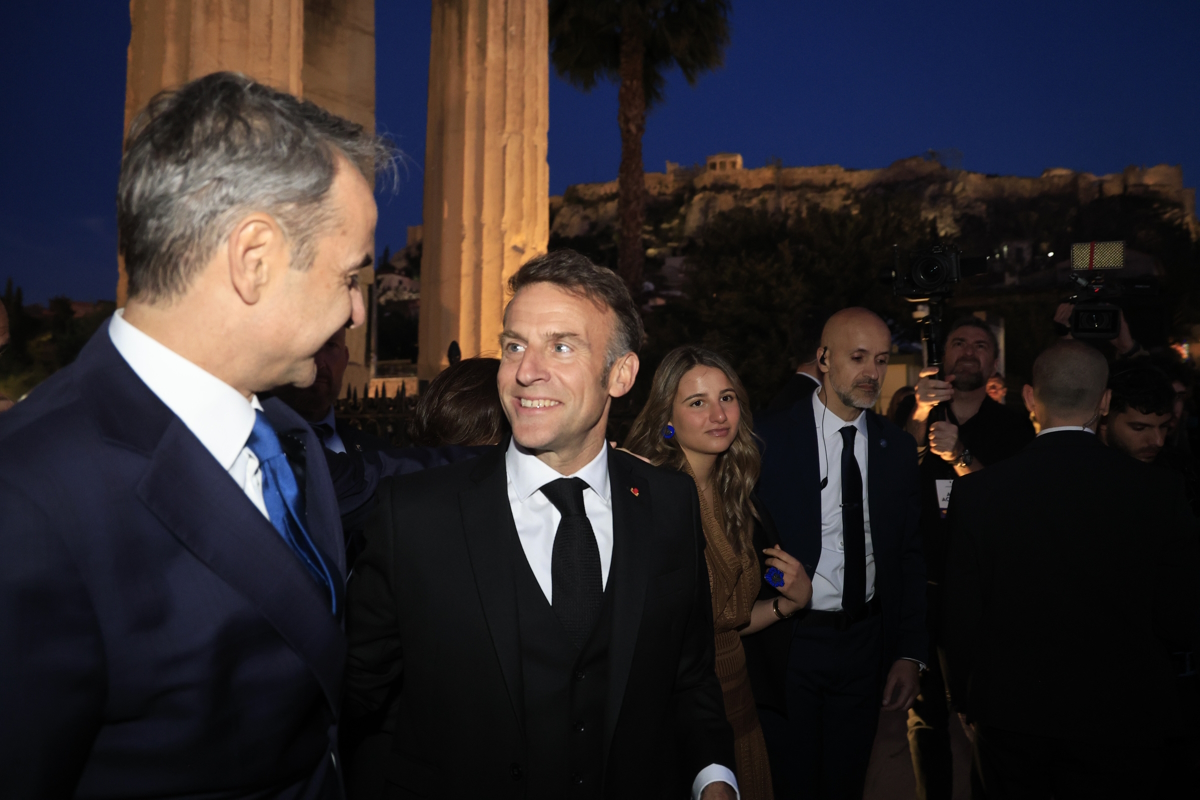 Μακρόν σε Μητσοτάκη: Αν η Τουρκία απειλήσει την Ελλάδα θα είμαστε εδώ, αυτός είναι ο ορισμός της φιλίας