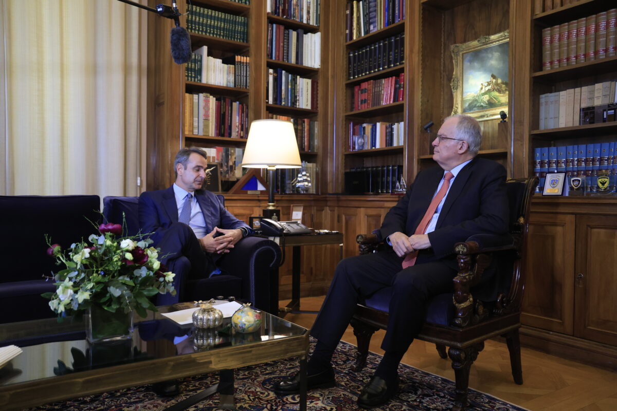 Κυριάκος Μητσοτάκης στον Κωνσταντίνο Τασούλα: H κυβέρνηση έχει κάνει το καλύτερο για να στηρίξει τα ελληνικά νοικοκυριά