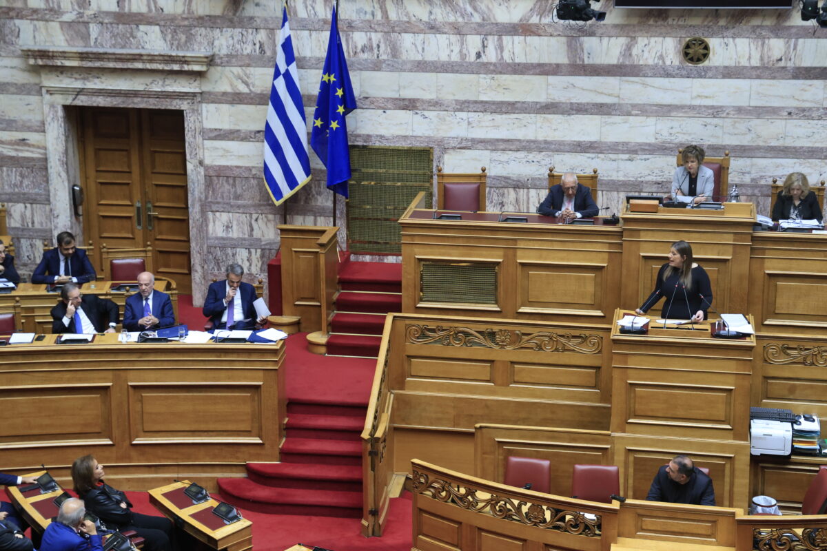 Μητσοτάκης: Η Ζωή Κωνσταντοπούλου ήταν η μόνη που δεν ευχήθηκε στον Μυλωνάκη και η μόνη που υιοθέτησε τα fake news για την κόρη μου