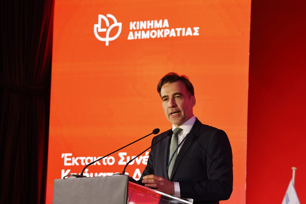 Επεισόδιο με τον Μιχάλη Χουρδάκη που προσχώρησε στους Δημοκράτες του Κασσελάκη - Θέλησε να σπάσει το μπλόκο για τον Εμίρη του Κατάρ