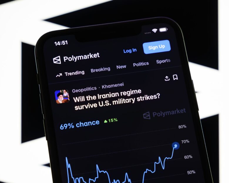 Στην πλατφόρμα Polymarket εμφανίζεται μια σελίδα στοιχημάτων σχετικά με την πιθανή πτώση του ιρανικού καθεστώτος έως τις 30 Ιουνίου