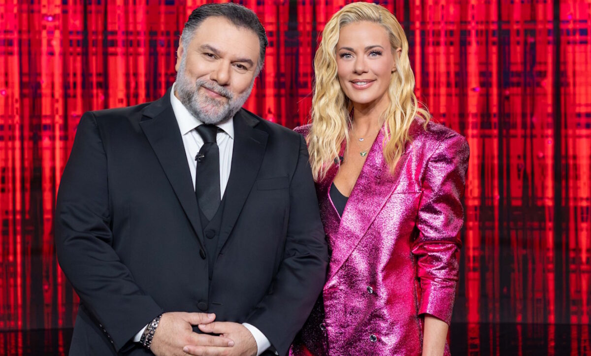 Ο Γρηγόρης Αρναούτογλου καλεσμένος απόψε στο «Moments» με τη Ζέτα Μακρυπούλια