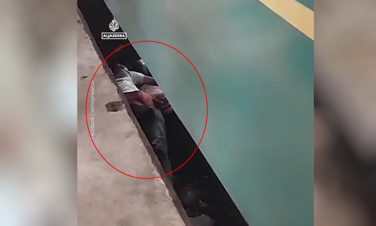 Μπαγκλαντές: Πατέρας έβαλε το σώμα του «ασπίδα» για να σώσει το βρέφος του που έπεσε στις ράγες τρένου - Συγκλονιστικό βίντεο