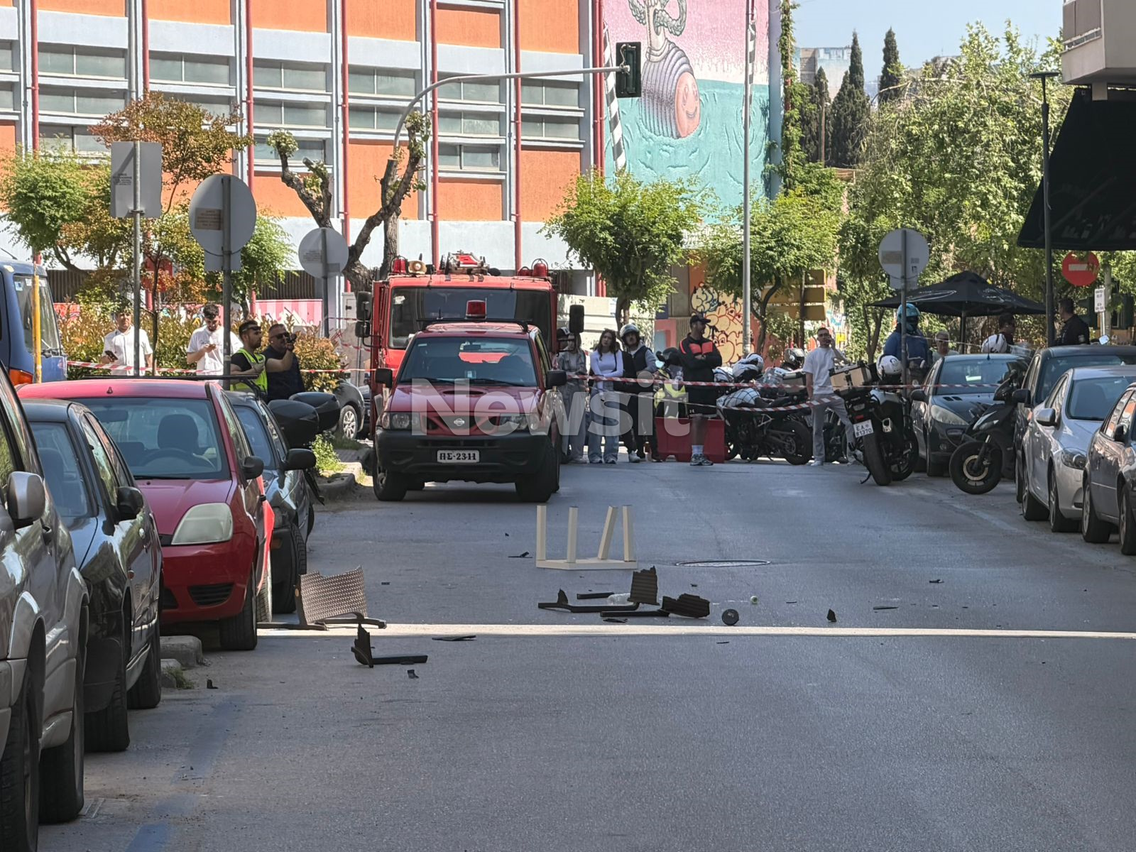 mpalkoni foititis newsit