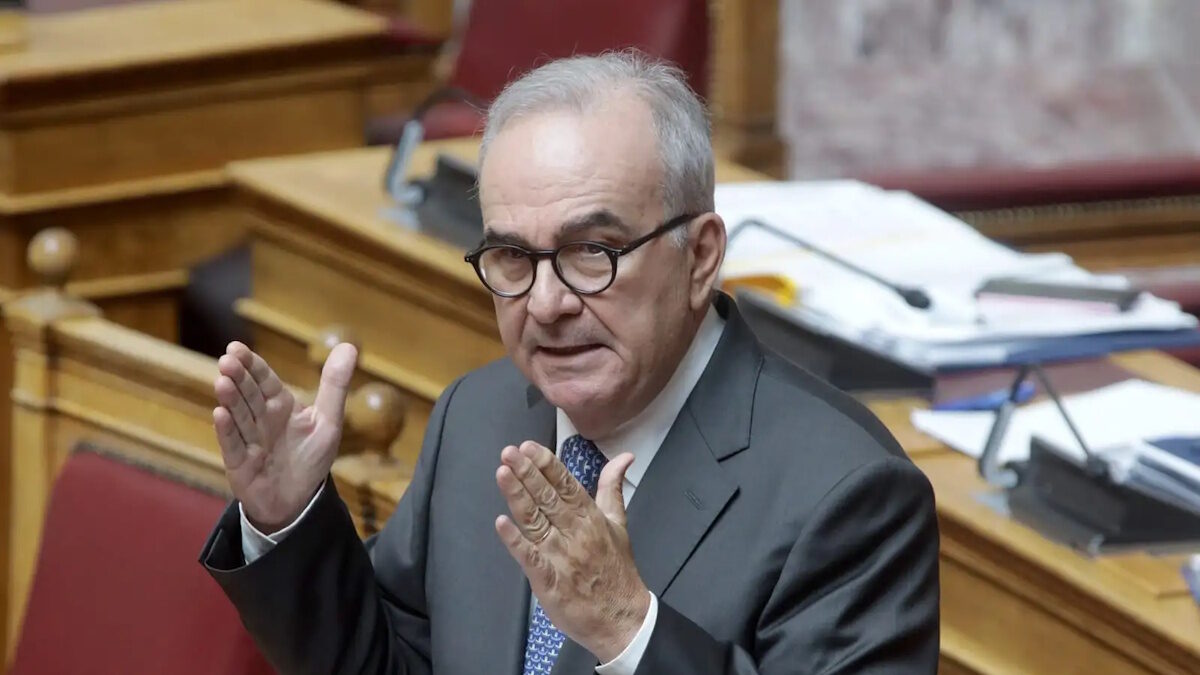 Ο αναπληρωτής υπουργός Εθνικής Οικονομίας και Οικονομικών Νίκος Παπαθανάσης