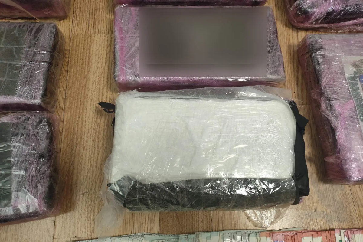 Εξαρθρώθηκε σπείρα με 27 κιλά κοκαΐνη - Δρούσε σε διάφορες περιοχές του Πειραιά