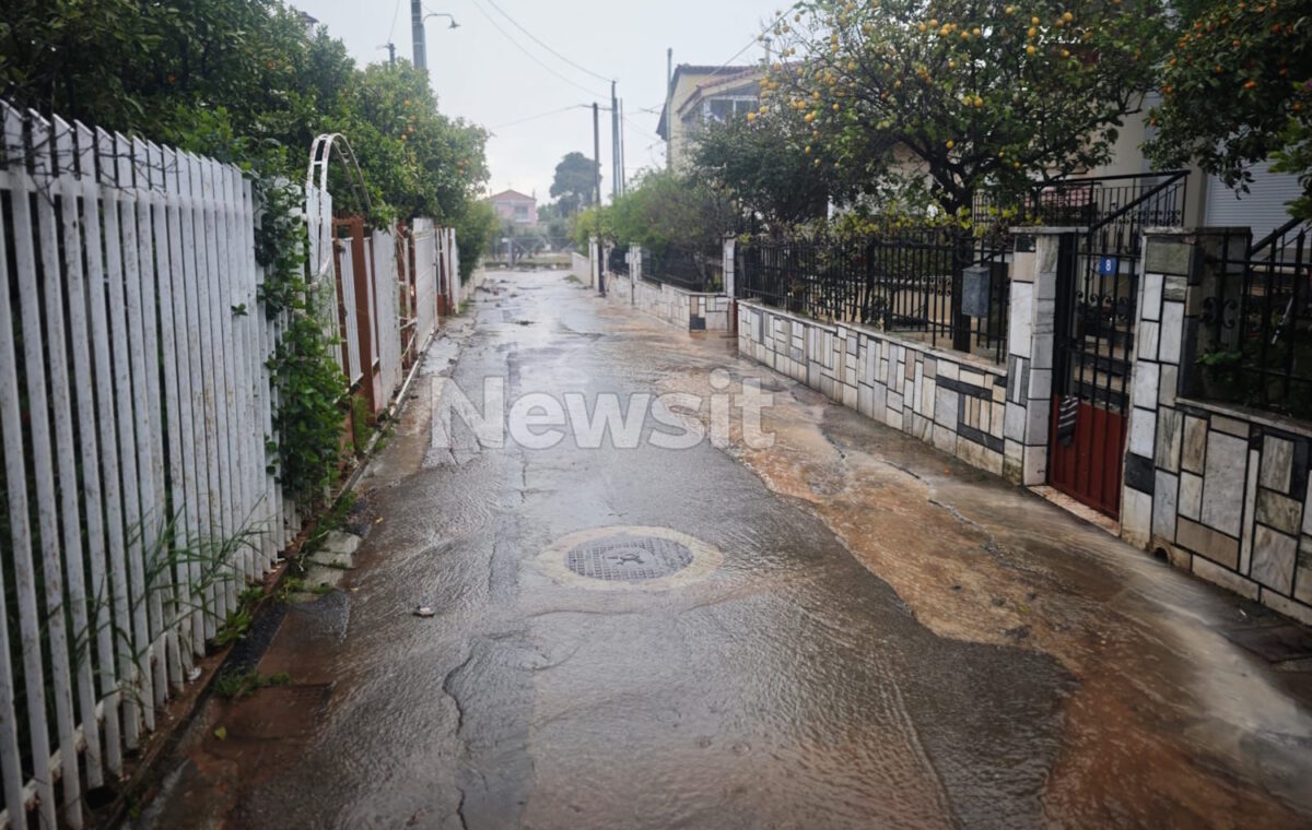 Κακοκαιρία Erminio – Νέα Μάκρη: «Τον βρήκαμε νεκρό κάτω από τις ρόδες ενός αυτοκινήτου» – Η συγκλονιστική μαρτυρία για τον 55χρονο που πνίγηκε