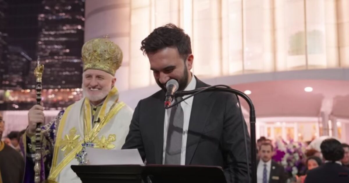 Ο δήμαρχος της Νέας Υόρκης Ζοράν Μαμντάνι και ο Αρχιεπίσκοπος Βορείου Αμερικής Ελπιδοφόρος