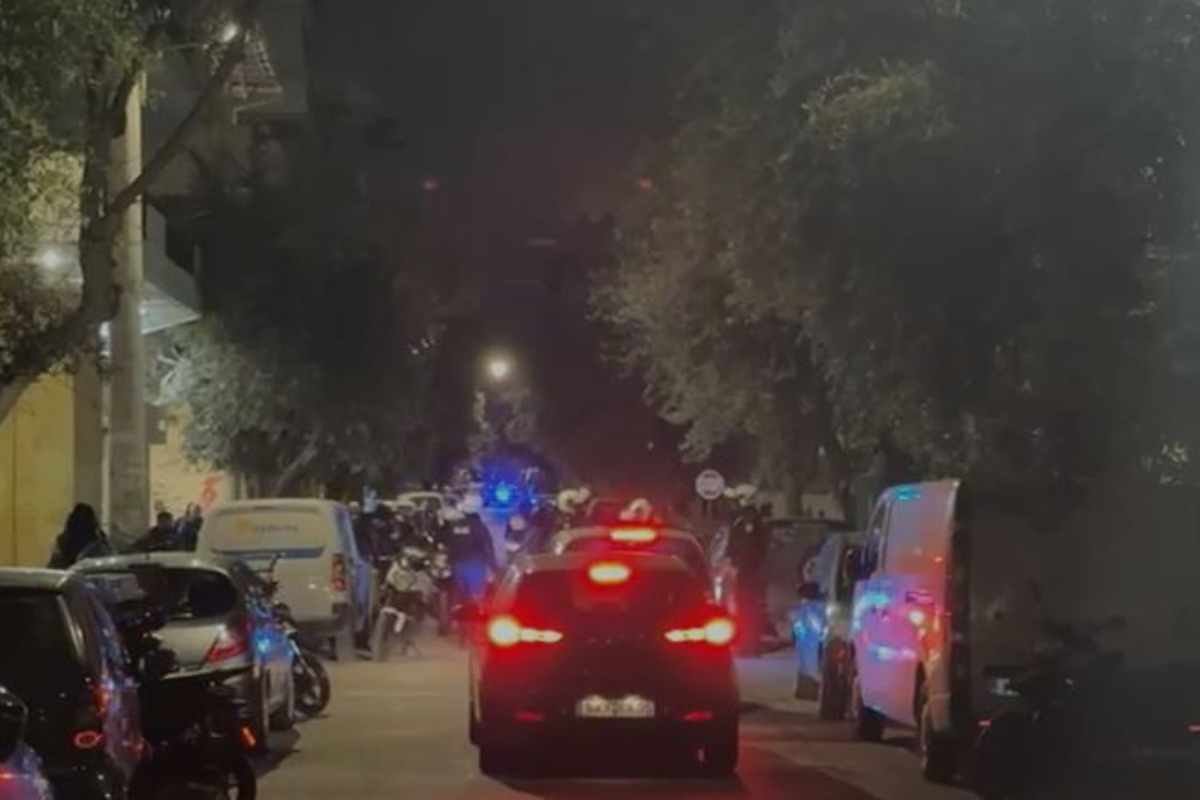 Νέος Κόσμος Ανάσταση