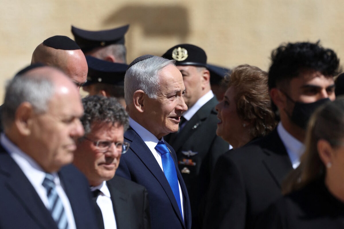 Νετανιάχου: Μακρύς ο δρόμος για εκεχειρία στον Λίβανο - Το ένα χέρι κρατάει όπλο, το άλλο είναι απλωμένο για ειρήνη