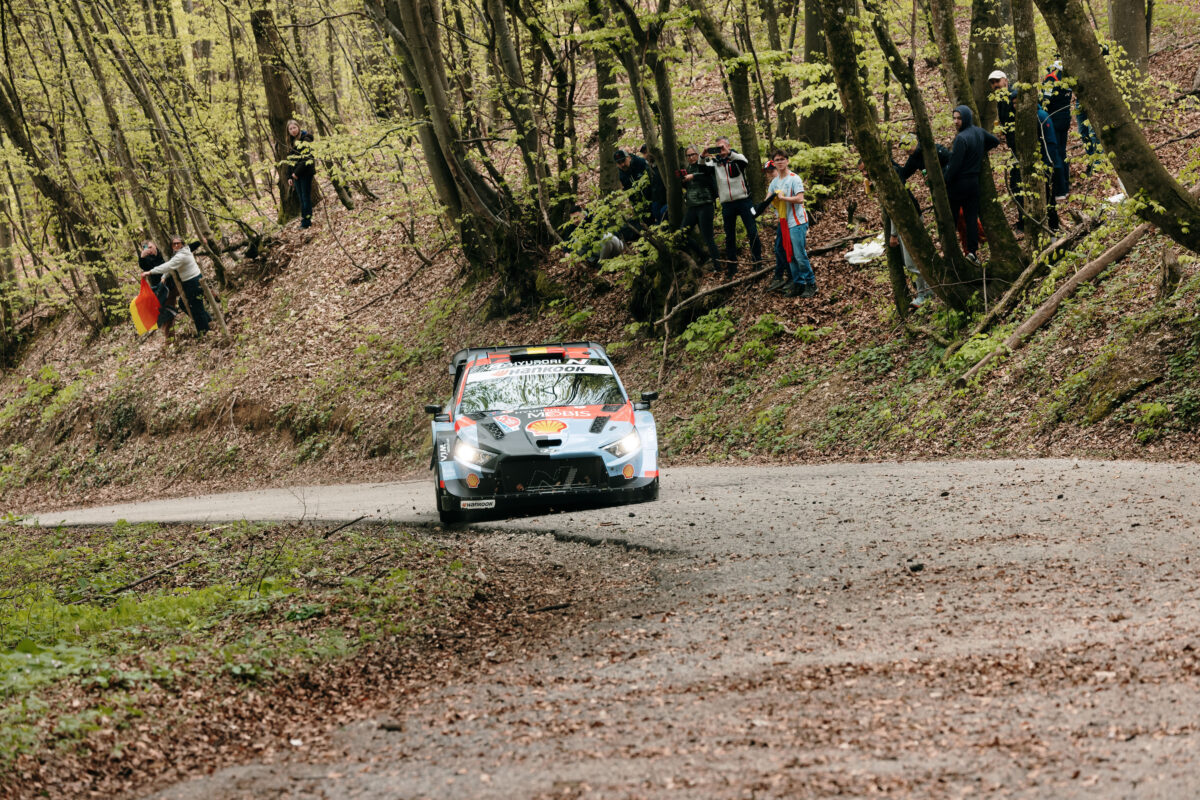 WRC: Ο Neuville με Hyundai κοντά στη νίκη στην Κροατία – Πρώτη του φετινή