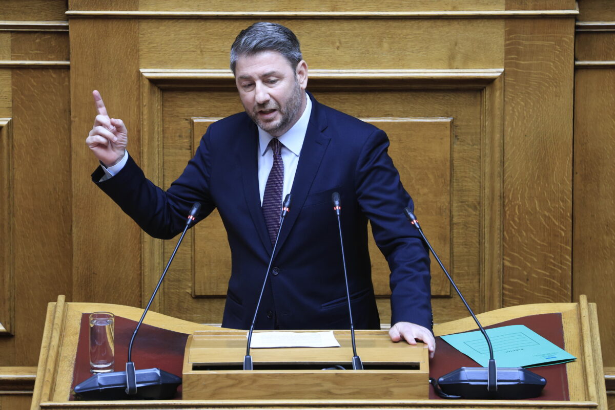 Ανδρουλάκης κατά κυβέρνησης για τις υποκλοπές: Κάνετε τις «κότες» μπροστά στον εκβιασμό του απόστρατου Ισραηλινού αξιωματικού