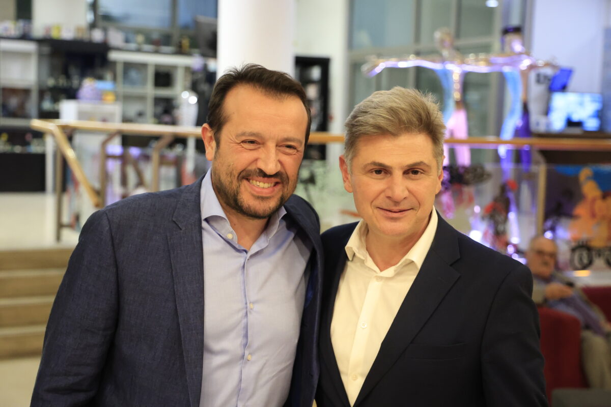 Νίκος Παππάς για προσχώρηση Νικόλα Φαραντούρη στα ΠΑΣΟΚ: «Ας κριθεί ο καθένας με τις επιλογές του»