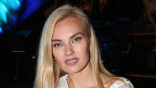 Τζούλια Νόβα