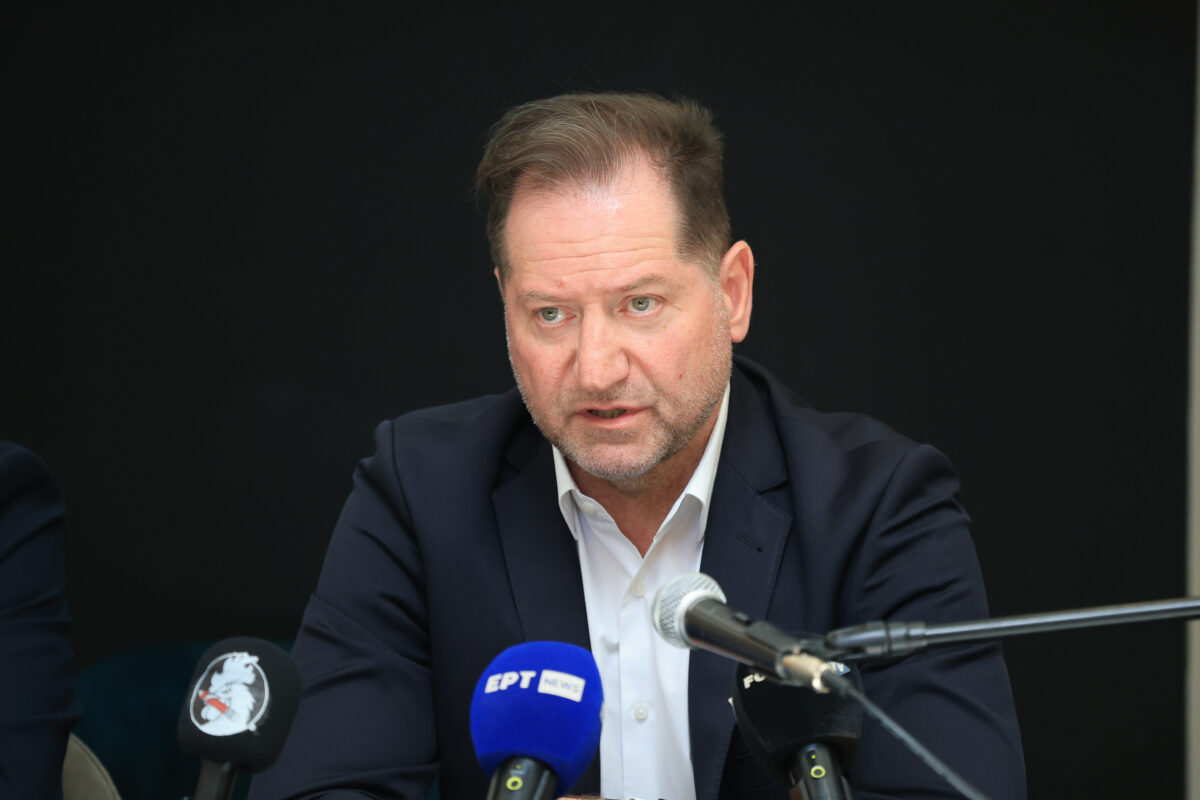 Ο Αχιλλέας Νταβέλης