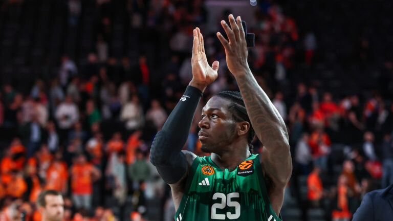 Ο Κέντρικ Ναν