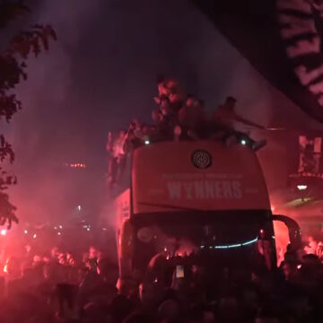 ΟΦΗ: Το Ηράκλειο «κάηκε» και αποθέωσε Κόντη και ποδοσφαιριστές για την κατάκτηση του Κυπέλλου Ελλάδας Betsson