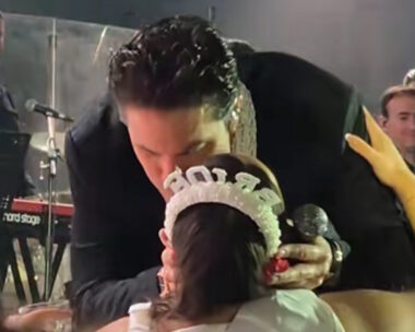 Νίκος Οικονομόπουλος