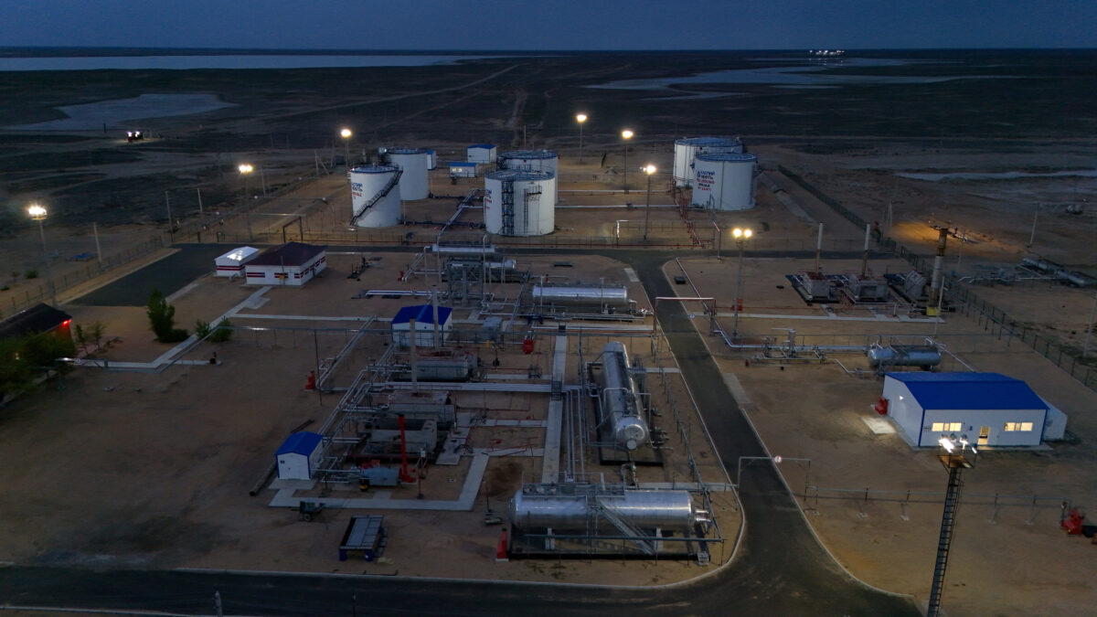 Πετρελαϊκό κοίτασμα