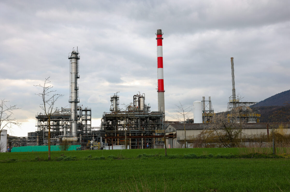 Πετρέλαιο έως 500 εκατ. βαρέλια με αξία 50 δισ. δολάρια λείπει από την αγορά μετά από 50 ημέρες πολέμου στη Μέση Ανατολή