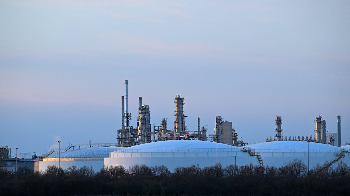 Oil storage containers and facilities of the TotalEnergies refinery in the Leuna Chemical Complex, in Leuna, Germany, March 17, 2026. REUTERS/Annegret Hilse