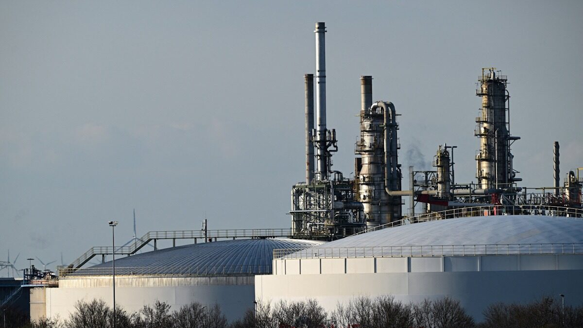 Oil storage containers and facilities of the TotalEnergies refinery in the Leuna Chemical Complex, in Leuna, Germany, March 17, 2026. REUTERS/Annegret Hilse