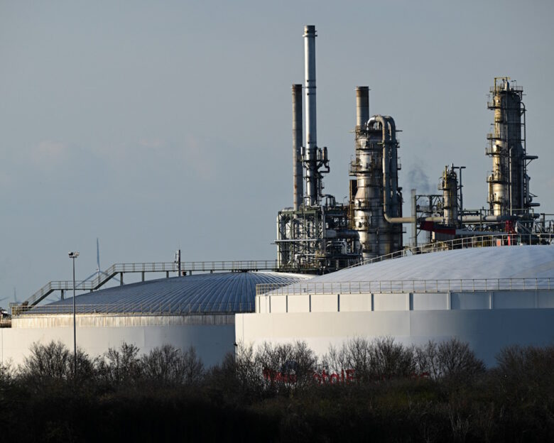 Oil storage containers and facilities of the TotalEnergies refinery in the Leuna Chemical Complex, in Leuna, Germany, March 17, 2026. REUTERS/Annegret Hilse