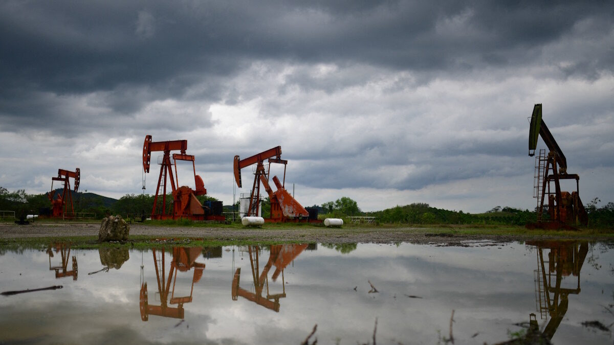 Pump jacks operate at an oil well run by Mexican state oil firm Pemex, where Indigenous communities in the Papantla region sit atop gas and oil deposits the government wants to exploit using hydraulic fracturing, or fracking, in Arroyo Florido, Veracruz state, Mexico, April 10, 2026. REUTERS/Oscar Martinez TPX IMAGES OF THE DAY