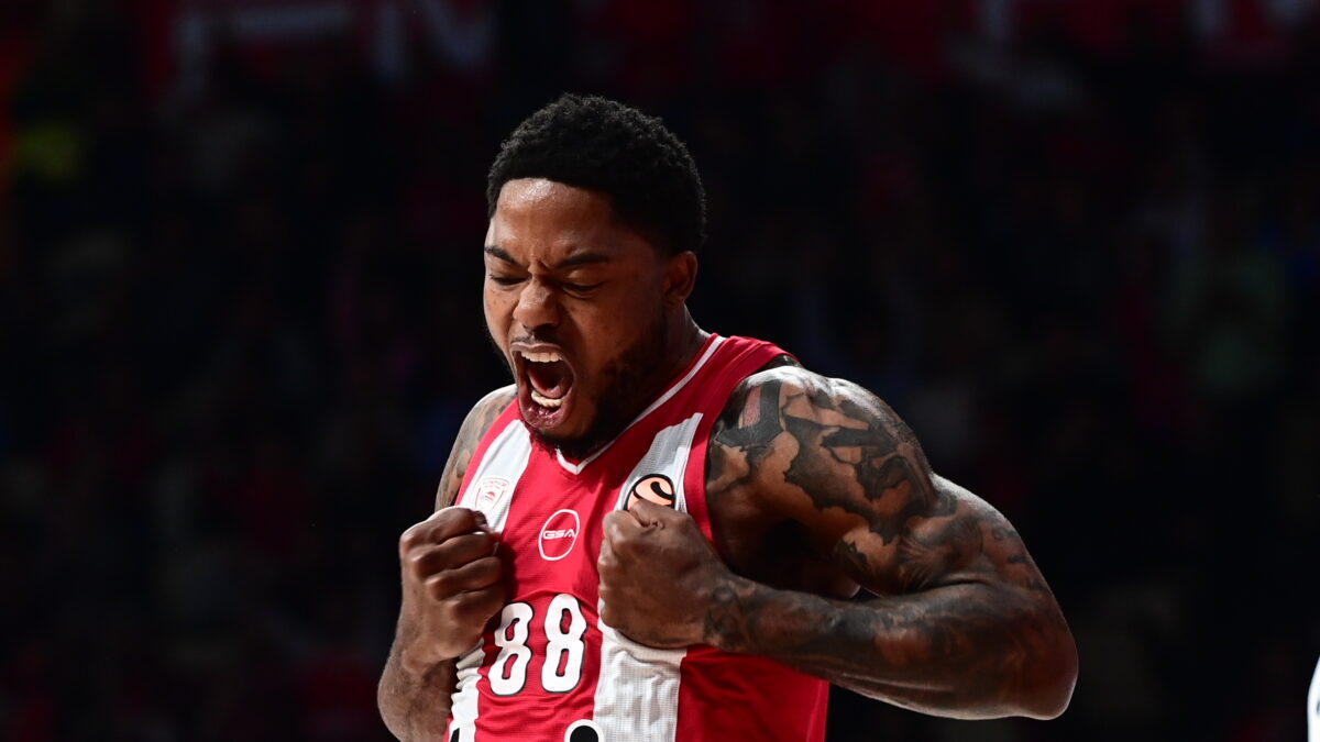 Ο Ταϊρίκ Τζόουνς