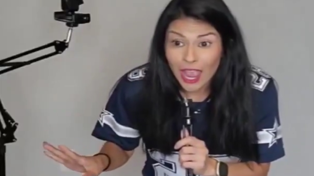 Μητέρα τριών παιδιών και μοντέλο του OnlyFans συνελήφθη στο Τέξας για πορνεία