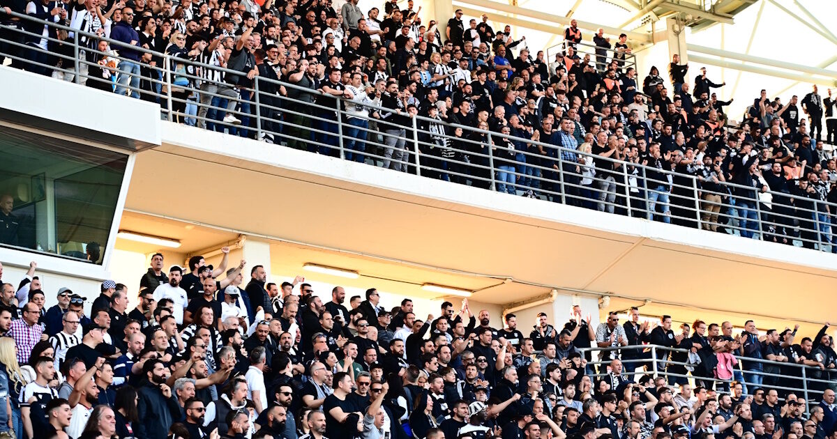 ΠΑΟΚ – ΟΦΗ: Ένταση μεταξύ οπαδών του «δικεφάλου» και της αστυνομίας, προβλήματα για την είσοδο στο Πανθεσσαλικό για τους Κρητικούς