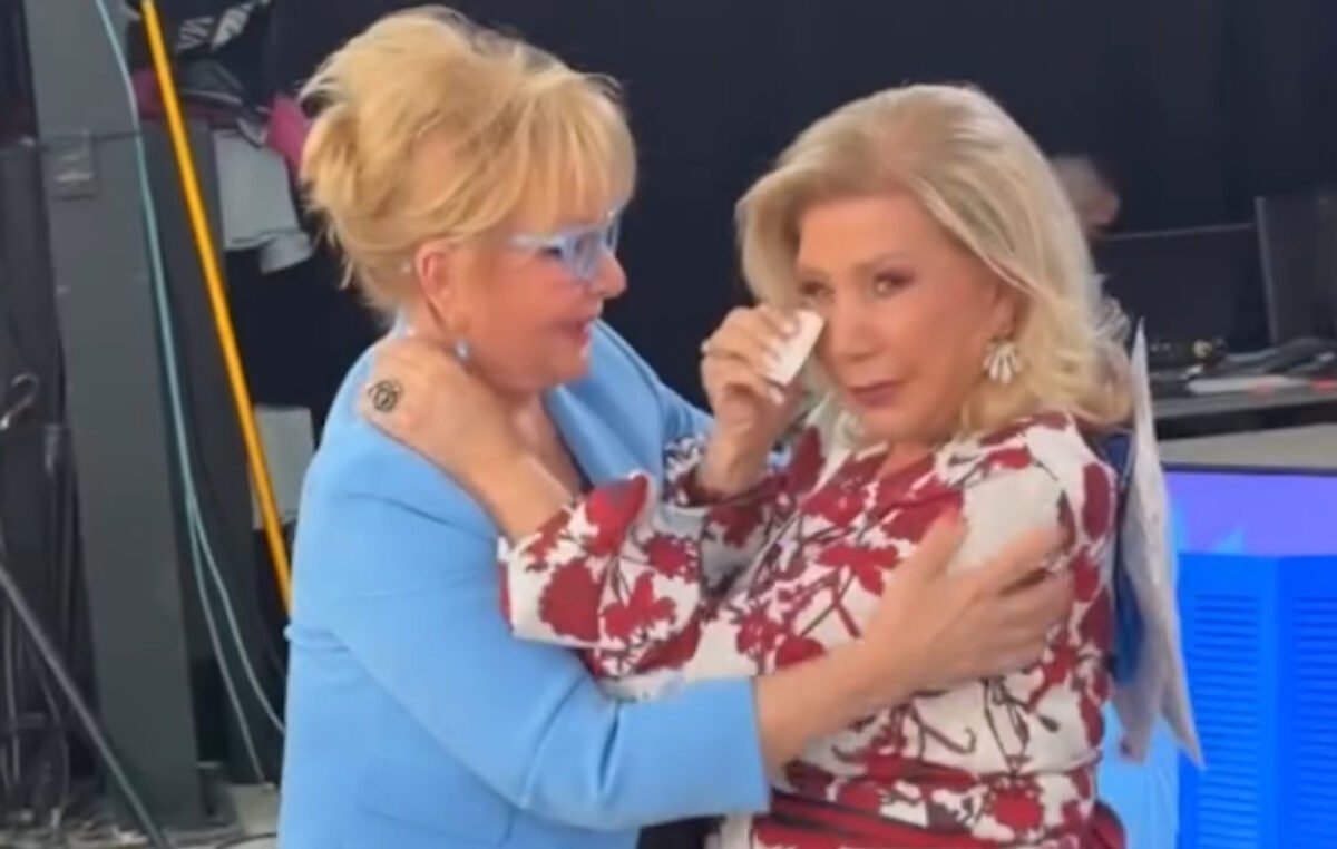 Λίτσα Πατέρα: Η στιγμή που έκλαψε στην αγκαλιά της Βίκυς Παγιατάκη