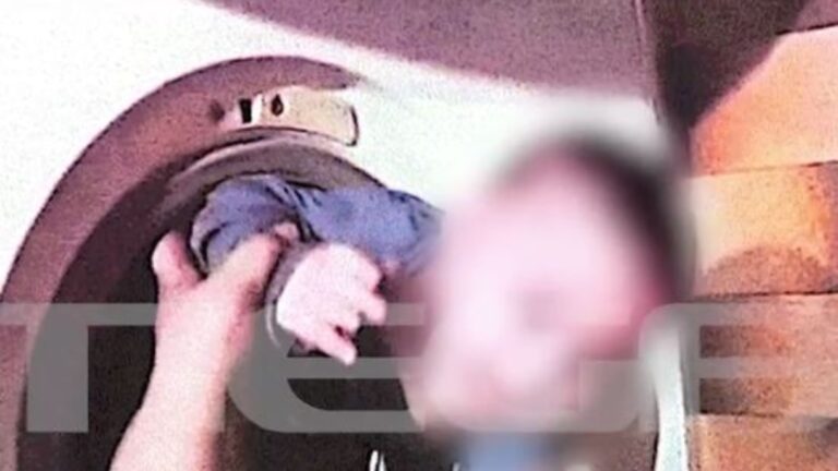 Καρέ από το βίντεο που δείχνει τον Παναγιωτάκη μέσα στο πλυντήριο