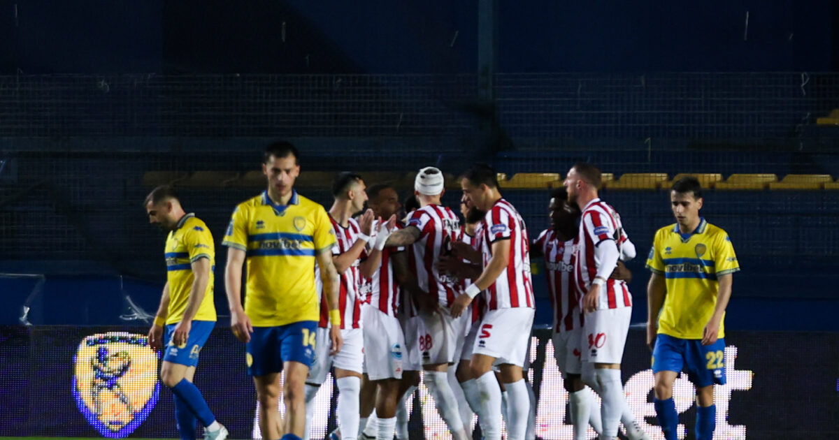 Παναιτωλικός – Πανσερραϊκός 2-3: Δεύτερη νίκη στα πλέι άουτ και εκτός της «ζώνης» του υποβιβασμού οι Σερραίοι