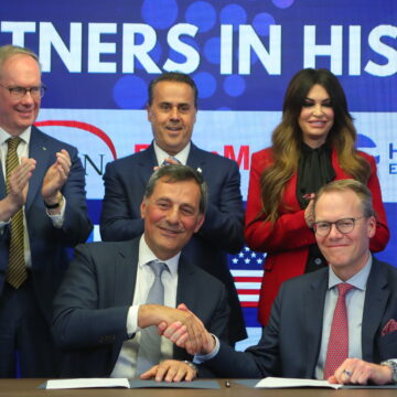 Τελετή υπογραφής της Σύμβασης Γεώτρησης για το Block 2 (Βορειοδυτικό Ιόνιο), μεταξύ της κοινοπραξίας ExxonMobil - Energean - HELLENiQ Energy και της Stena Drilling