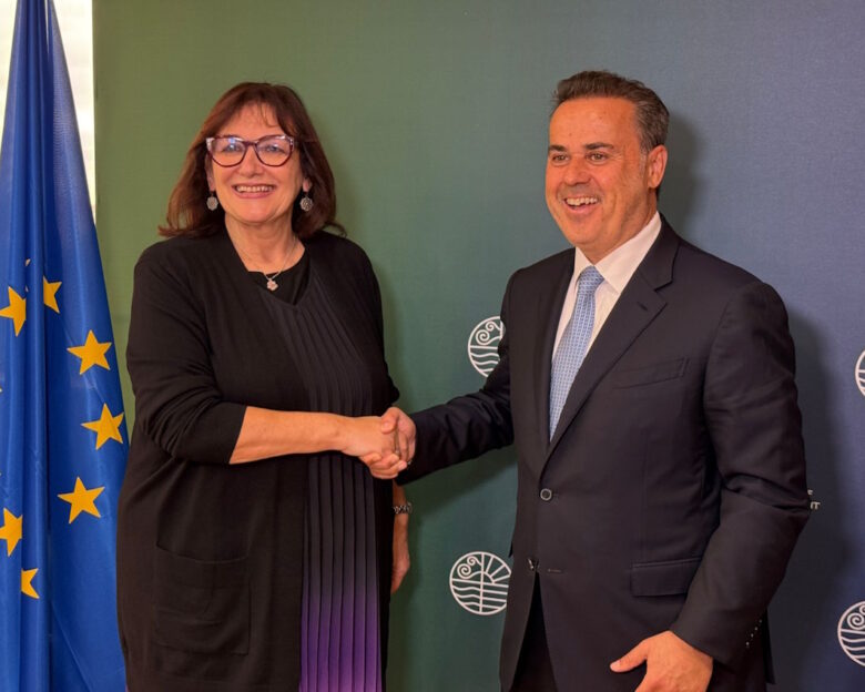 Η Επίτροπος της Μεσογείου, Ντουμπράβκα Σουίτσα και ο Υπουργός Περιβάλλοντος και Ενέργειας, Σταύρος Παπασταύρου