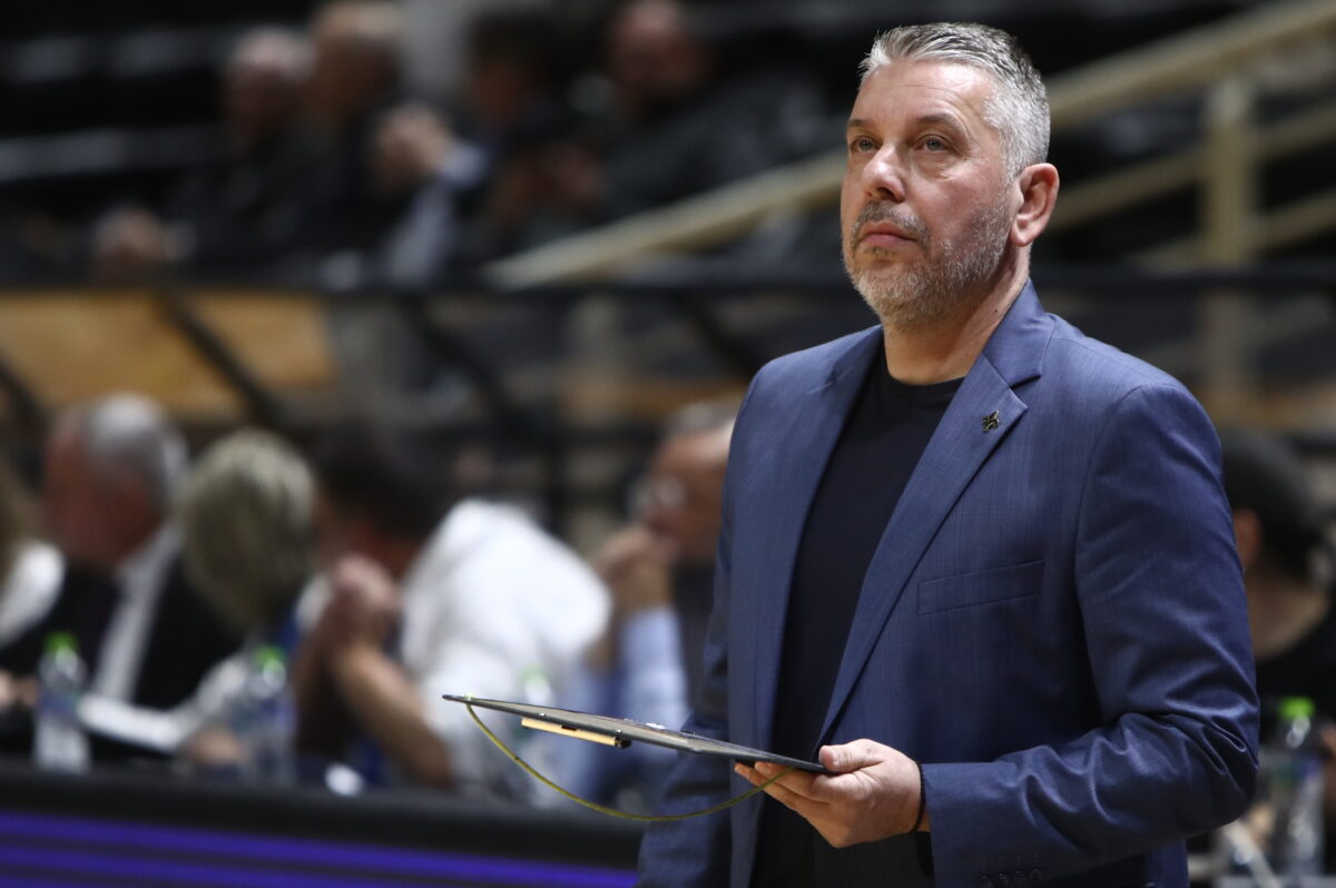 Ο Παπαθεοδώρου