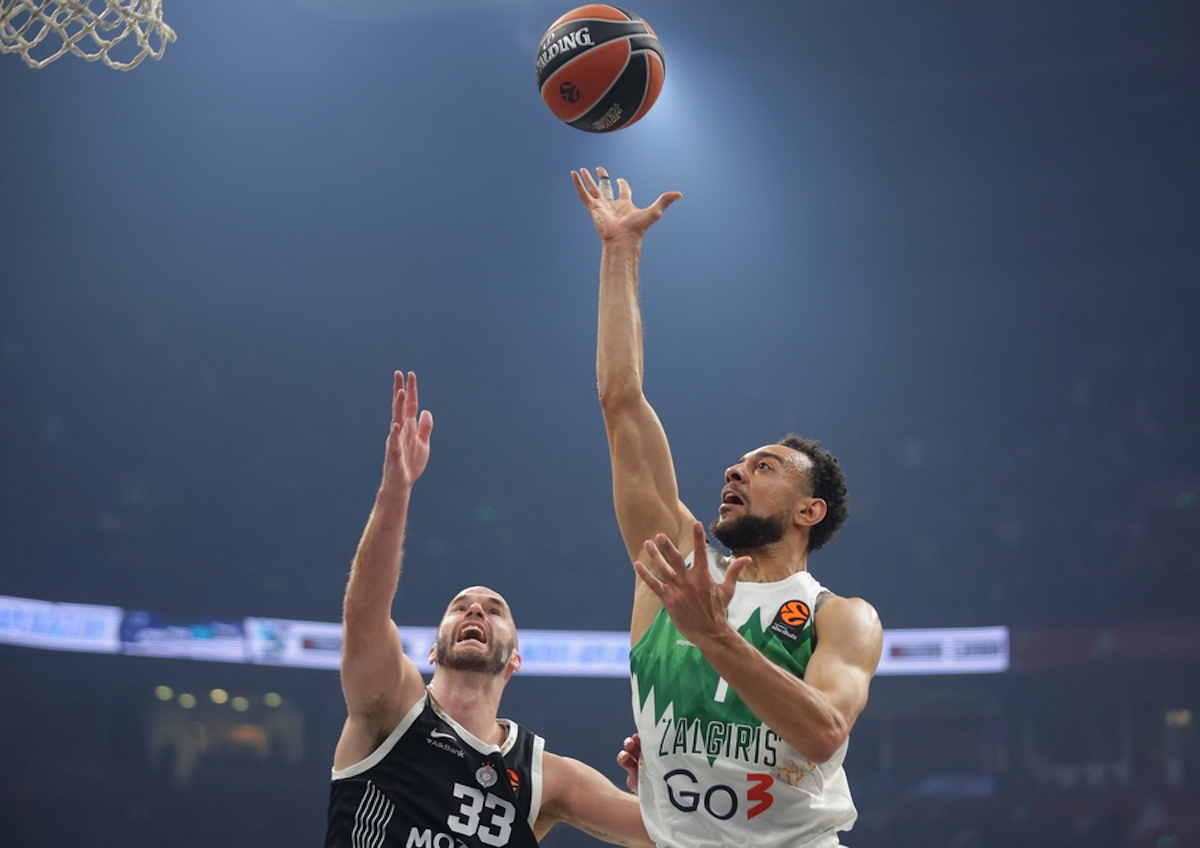 Ο Γκος και ο Καλάθης