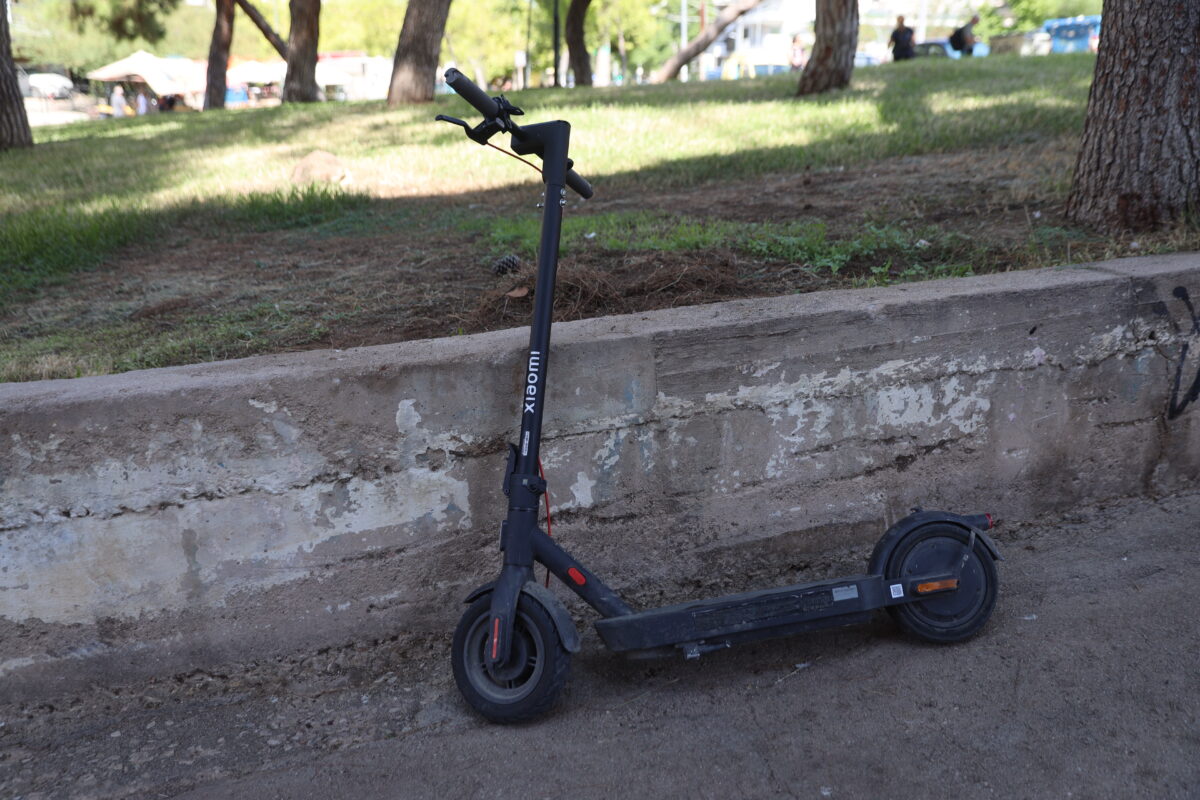 Ηλεία: «Ο οδηγός ήταν γεμάτος αίματα και έκλαιγε πάνω από τον 13χρονο» λέει ο θείος του παιδιού που σκοτώθηκε σε τροχαίο με πατίνι