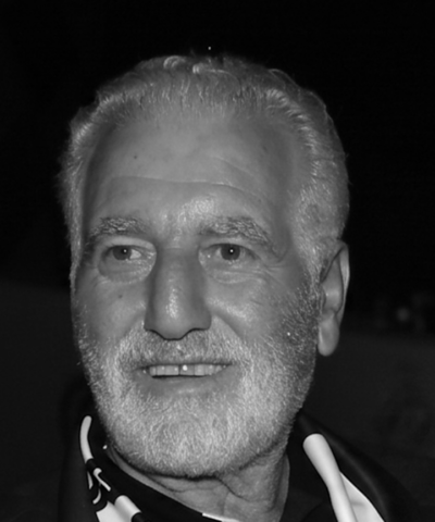 Ο Παύλος Σαββίδης