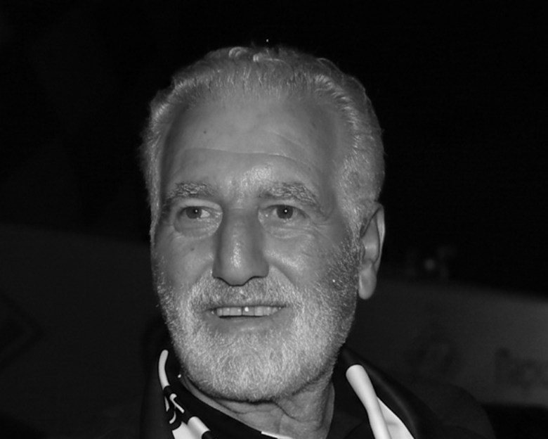 Ο Παύλος Σαββίδης