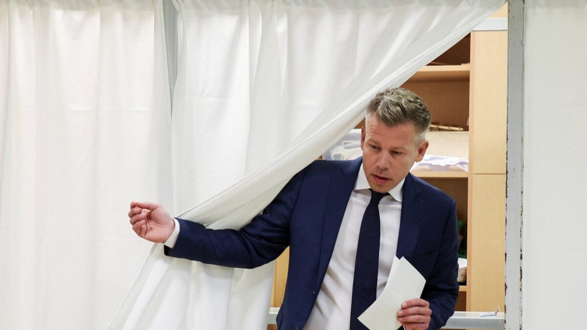 Πέτερ Μαγιάρ