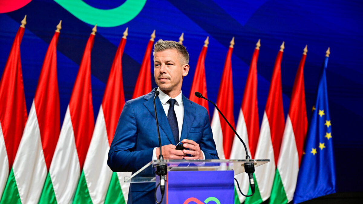 O Πέτερ Μαγιάρ