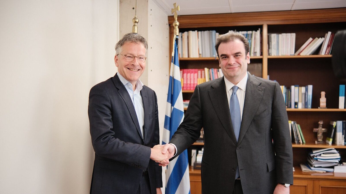 Ο Γερούν Ντάισελμπλουμ, πρώην πρόεδρος του Euroroup και ο ΥΠΟΙΚ Κυριάκος Πιερρακάκης