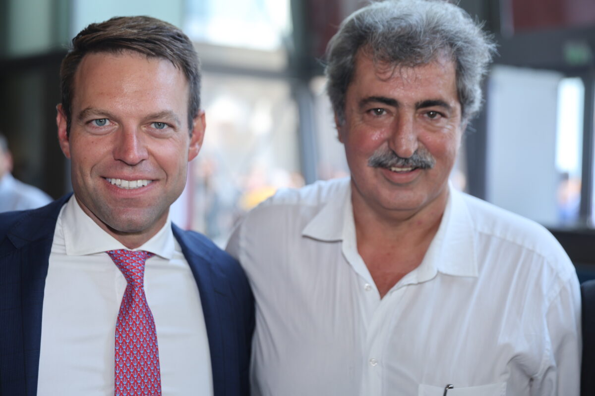 Σφάζονται Στέφανος Κασσελάκης και Παύλος Πολάκης: «Το βάζεις στα πόδια» - «Είσαι απατεώνας και απελπισμένος»