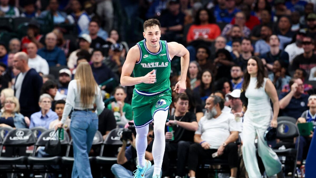 Ο Τζον Πουλακίδας