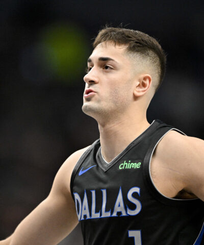 Ο Τζον Πουλακίδας