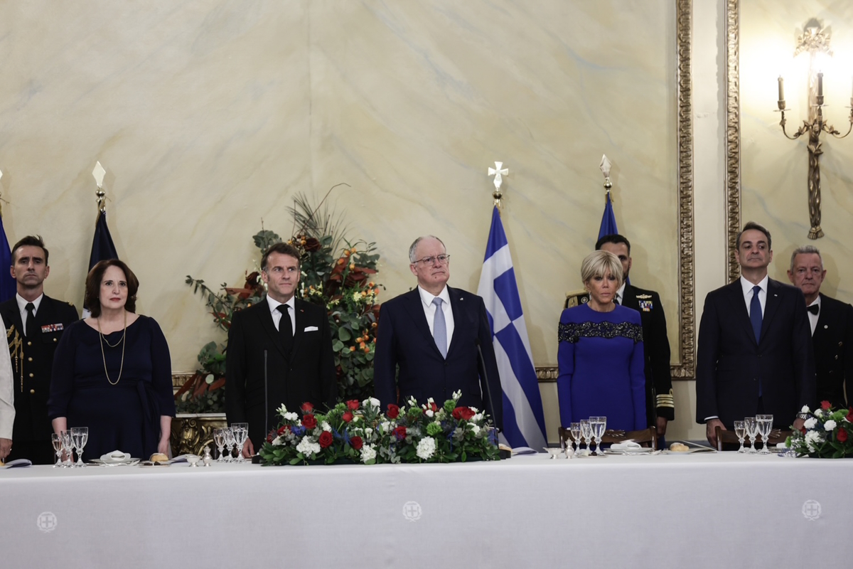 Επίσημο δείπνο του Προέδρου της Ελληνικής Δημοκρατίας, Κωνσταντίνου Τασούλα προς τιμή του Προέδρου της Γαλλίας, Emanuel Macron