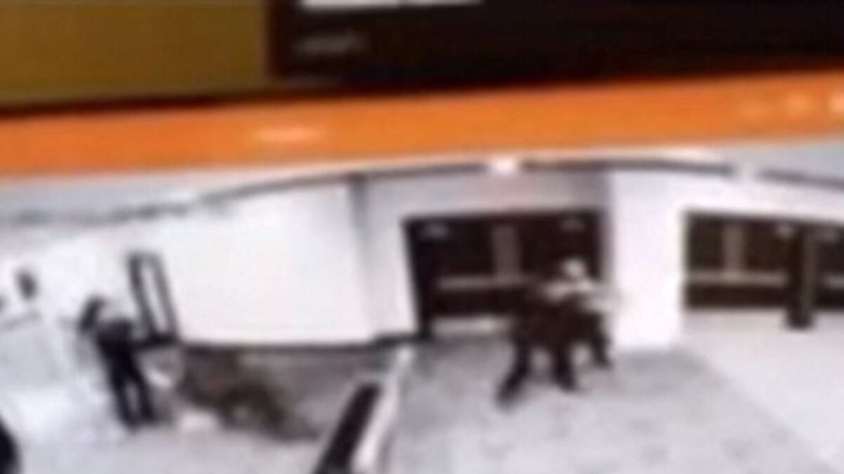 Πυροβολισμοί στο Δείπνο των Ανταποκριτών